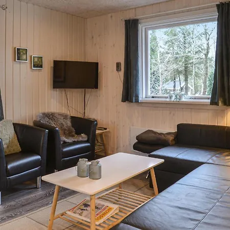 Two-bedroom In Feriehus *